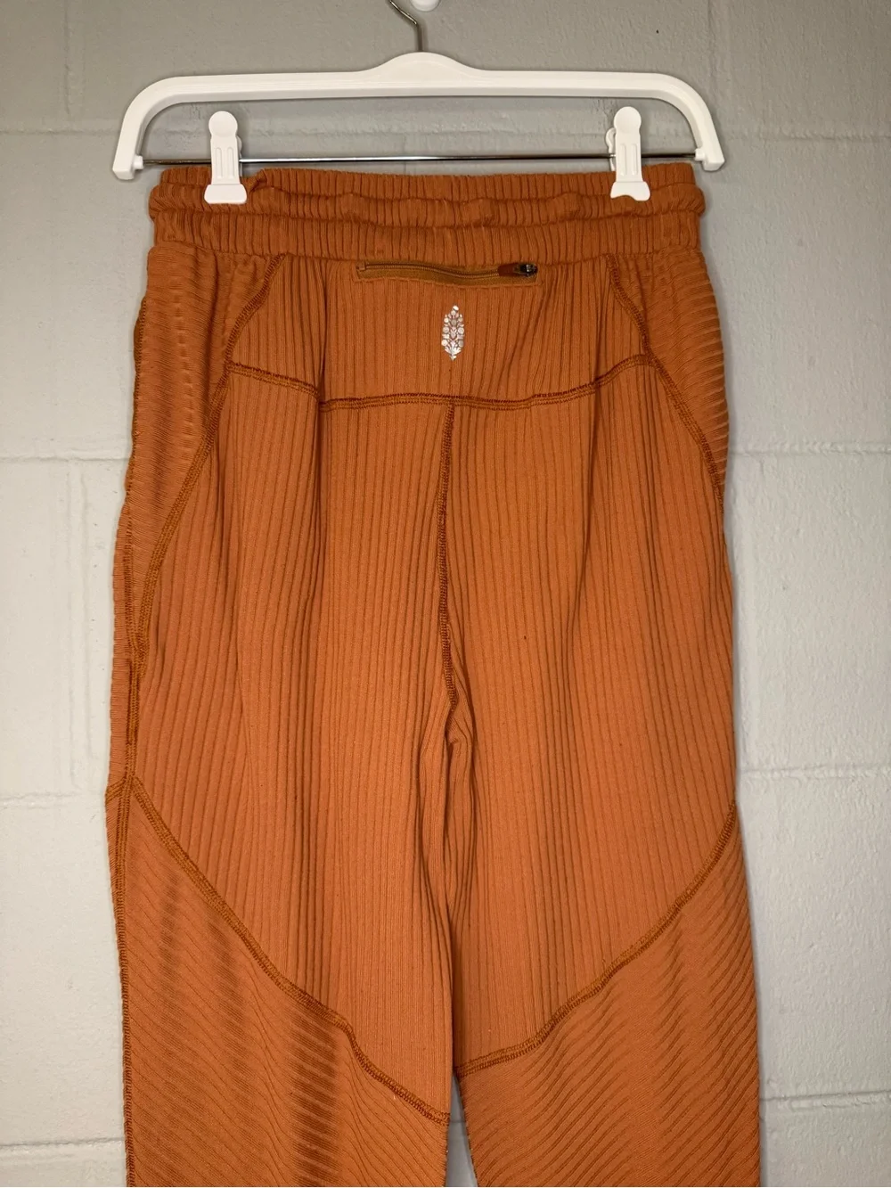 FP Movement Loose Ribbed Sweatpants in Rust Color Women’s Size XS Loungewear